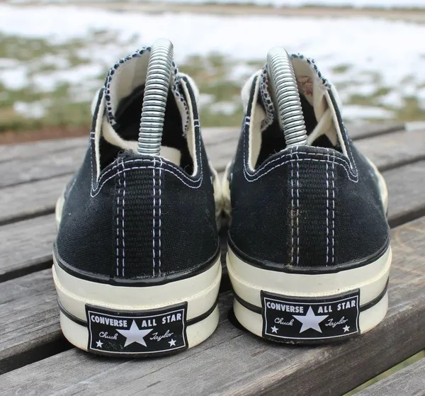 Converse Black/White Low Top Unisex Sneaker (Sz 7M - 9W) - Image 6