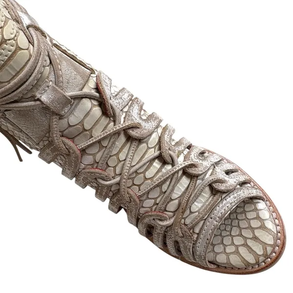 Like New FreeBird by Steven Leather Wazee Heeled Sandals Size - Image 9
