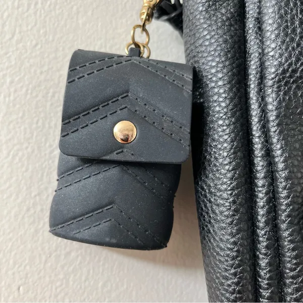 Elliott Lucca Black and Brown Leather Backpack - Image 5