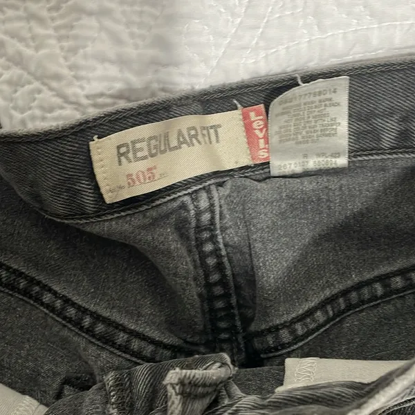 Distressed Black Levis Shorts - Image 2