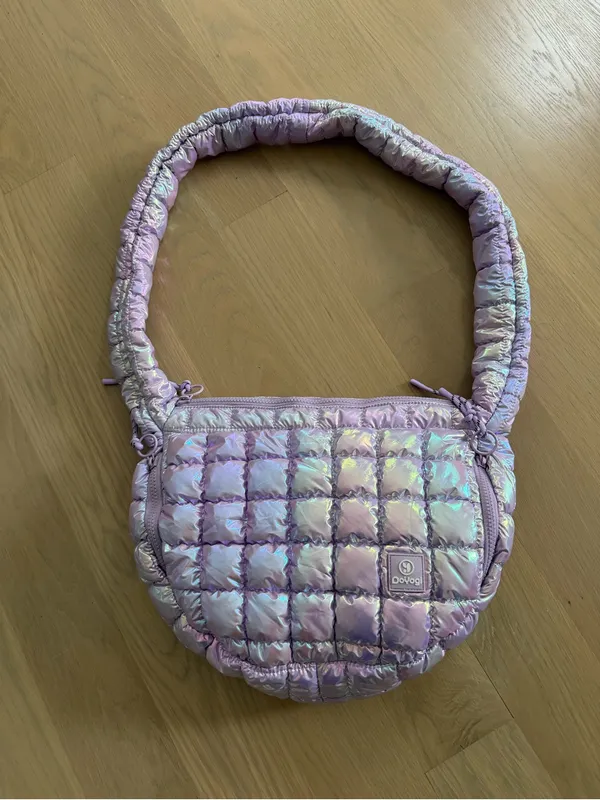 Doyogi Quilted Shoulder Bag in Iridescent Purple - Image 2