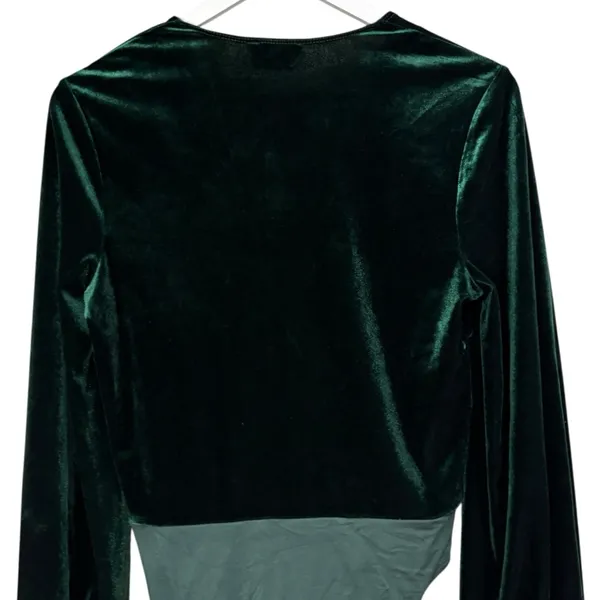 Bardot Long Sleeve Velour Green Spring Bodysuit Size Medium Women’s - Image 10