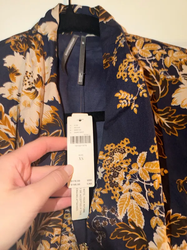Anthropologie NWT The Tommie Cap-Sleeve Smocked Midi Shirt Dress in Navy Floral - Image 4