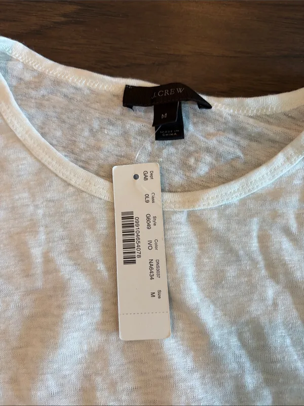 New With Tags JCrew Linen Flutter Sleeve Tee Sz M - Image 2
