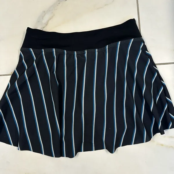 Nike Dri Fit skirt - Image 5
