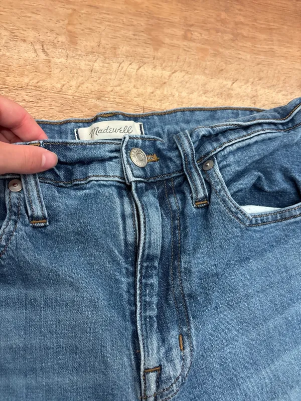 Madewell Jean shorts  - Image 4