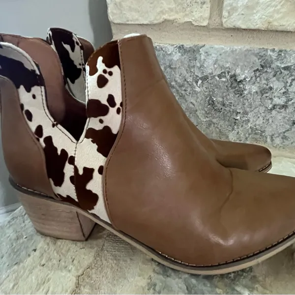 Natural Reflections Ankle Booties Size 10 - Image 2