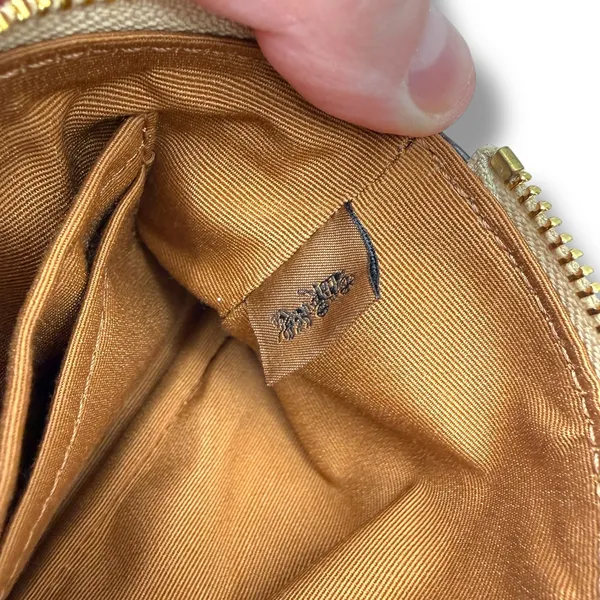 Coach Signature Canvas Wristlet Khaki Chalk Corner Zip Gold Hardware Classic‎ - Image 8