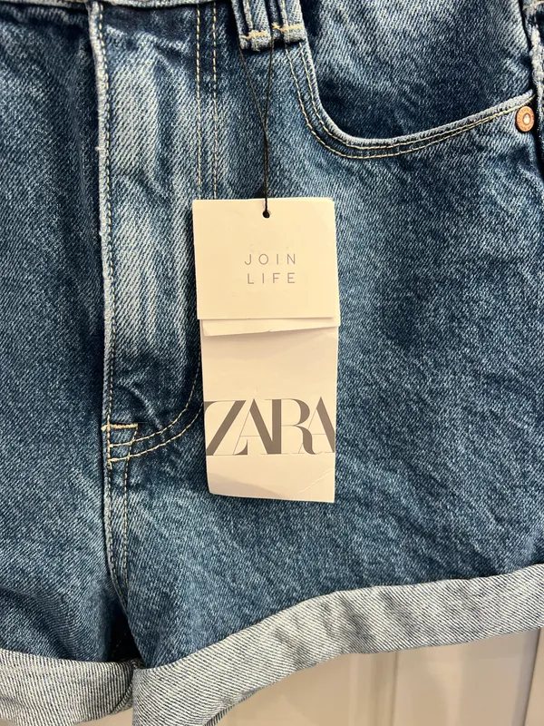 Mom Fit Denim Shorts - Image 2