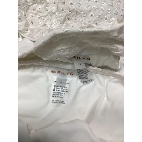 New. Pilyq white bikini set. S-bottom/D-cup top. Retails $149 - Image 13