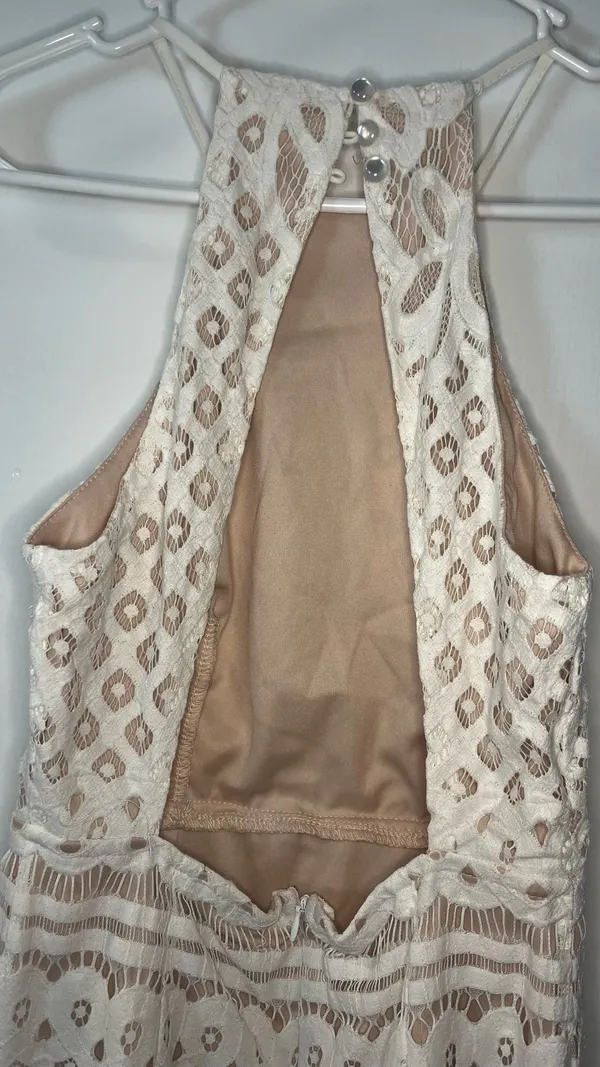 Lulus lace dress - Image 3