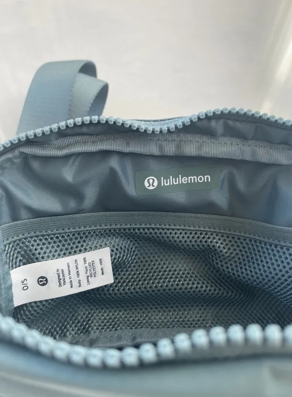 Lululemon Everywhere Belt Bag - Image 5