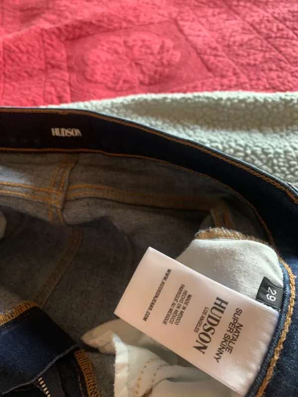 Hudson Jeans 29 - Image 4