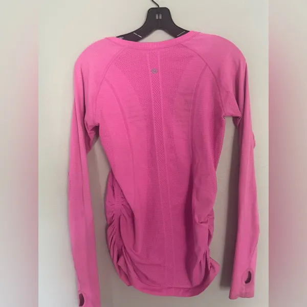 Lululemon Swiftly Tech Long-Sleeve Shirt 2.0‎ Pink size 8 - Image 2