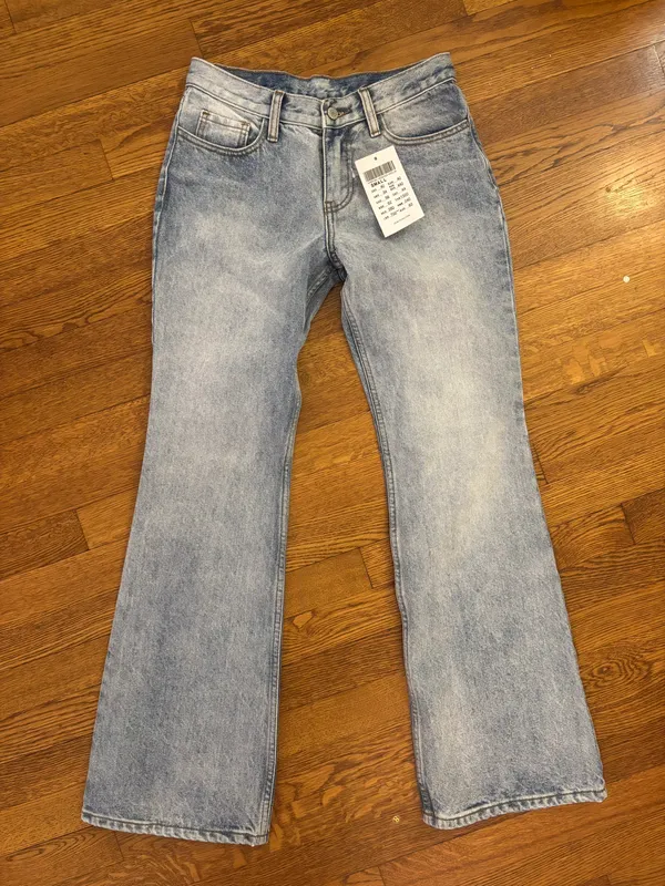 Brandy Melville Quinn Jeans - Image 3
