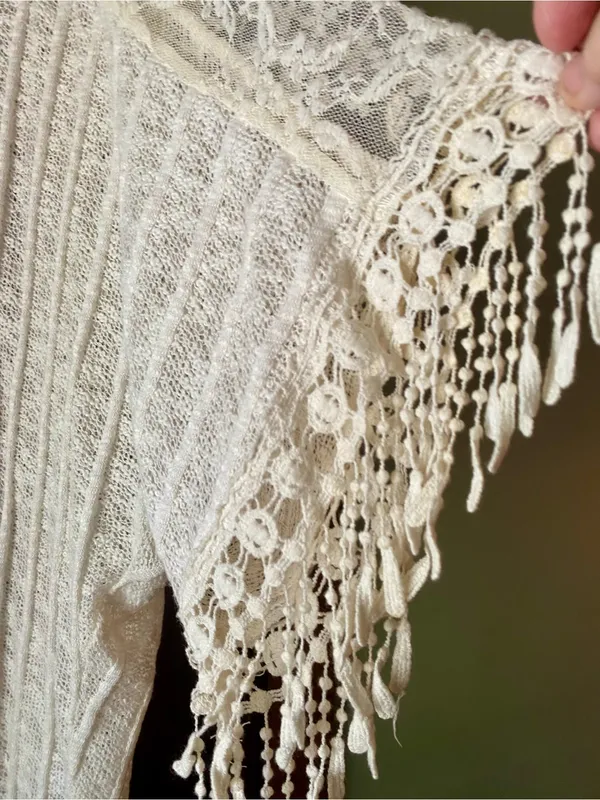 Ivory Crochet Kimono Size Large - Image 3