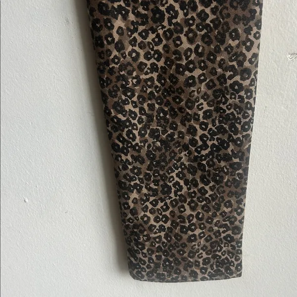 J. McLaughlin Lexi Leopard Print Straight Leg Jeans Size 6 - Image 14