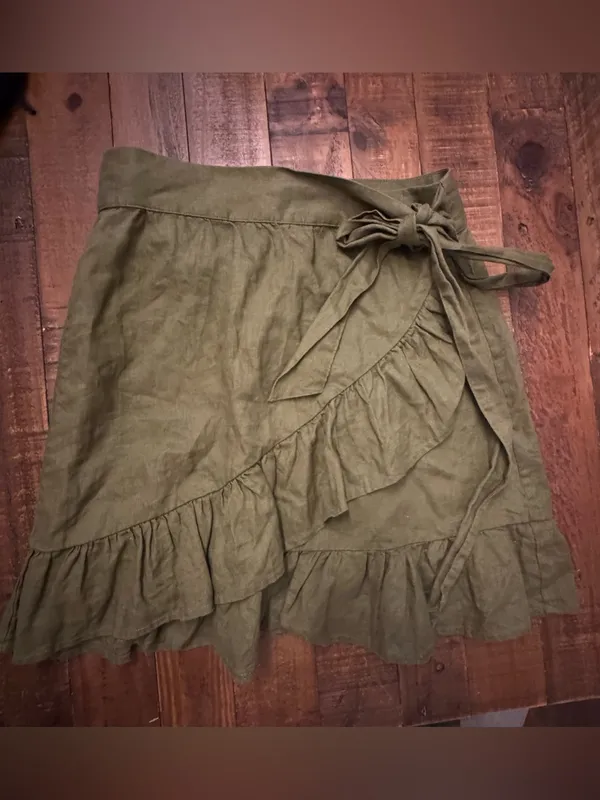 BODEN Asymmetrical Ruffle‎ Wrap Skirt Green Size 10 - Image 2