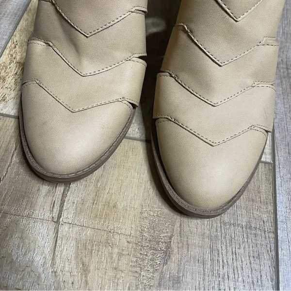 TIME & TRU Memory Foam‎ Mule Bootie Nude Block Heel Women's 6.5 US 37.5 EU - Image 2