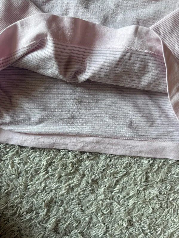 Lululemon Pink Align Long Sleeve 6 waist length - Image 3