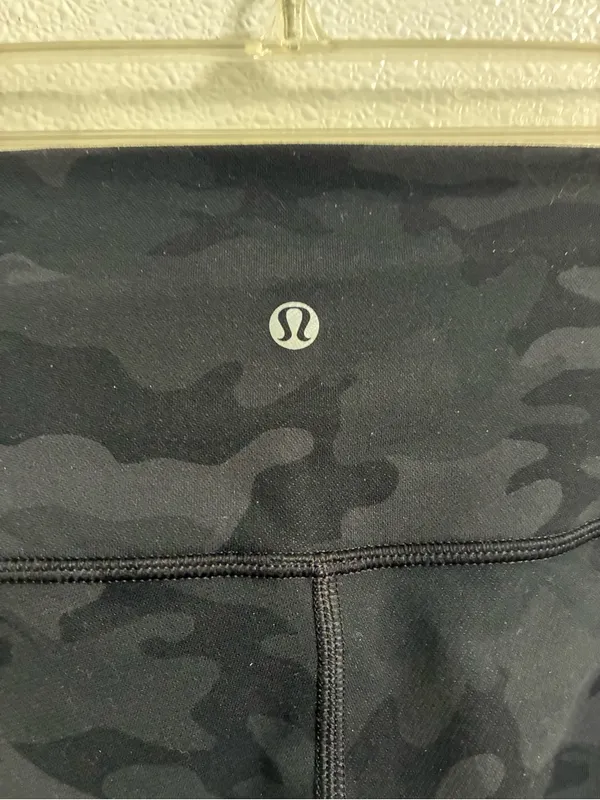 lululemon athletica Dark Gray Black Camo Leggings 4 - Image 5