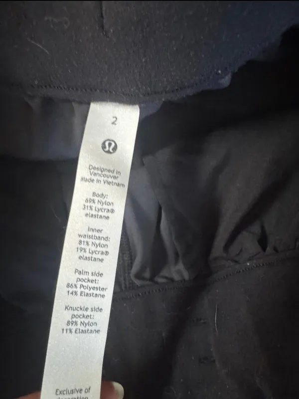 Lululemon Size 2 Keep Moving Pant Black Gray Camo - Image 3