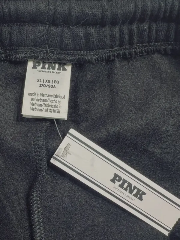 VICTORIA’S SECRET PINK Fleece Rolled Hem High-Rise Shorts Pure Black Comfy XL - Image 7