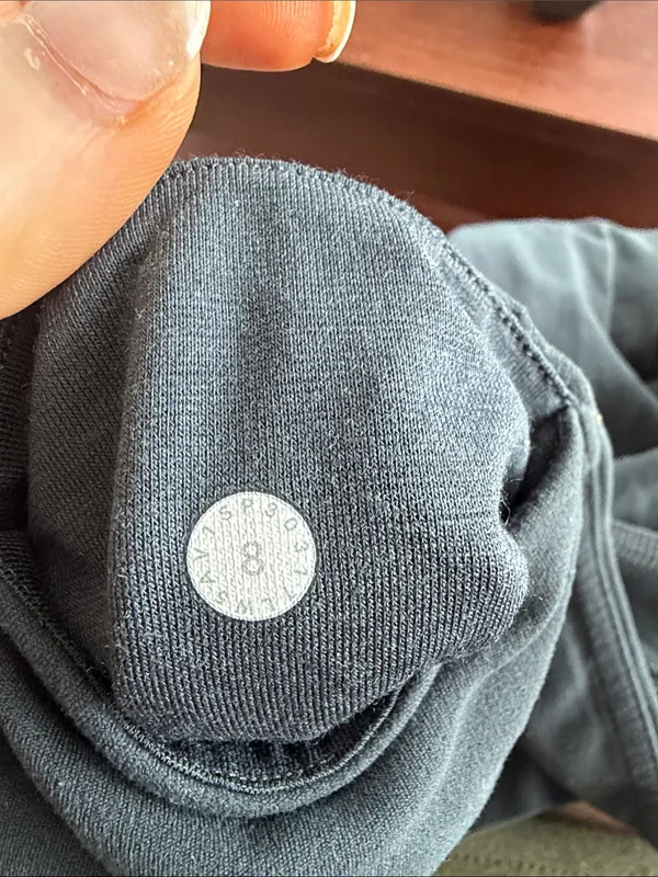 Lululemon Pushing Limits 7/8 Tight (Nulu 25") size 8 in black - Image 2