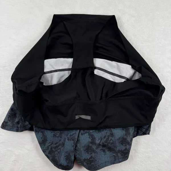 Vuori Clementine Shorts Womens Large Black‎ Grey Abstract Print Running VW333 - Image 7