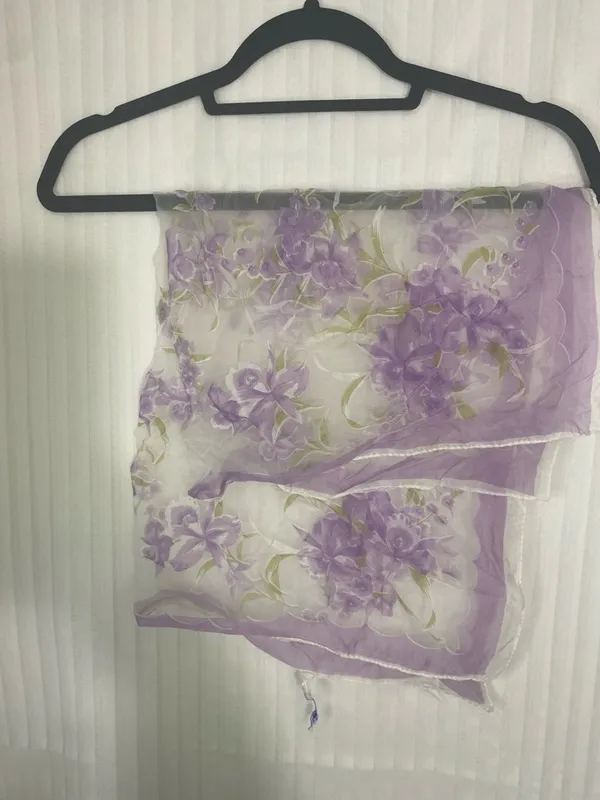 Sheer Floral Scarf in Lavender and White - Image 4