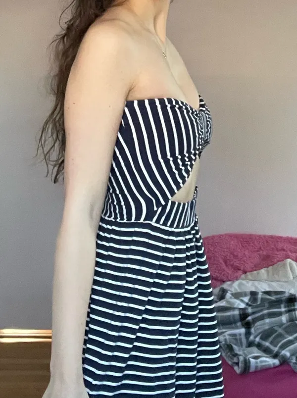 Vintage strapless dress with stripes - Image 2