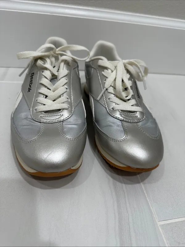 Reebok Women's Metallic Silver and Cream Sneakers - Image 6