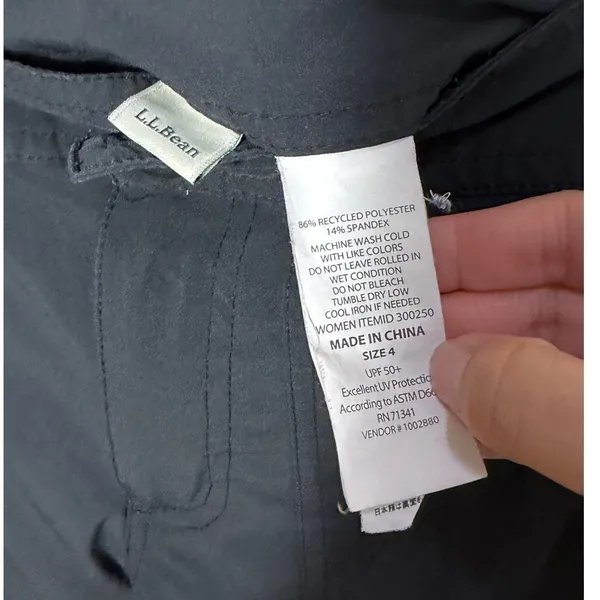 LL Bean Womens Black Active Hiking Shorts UPF 50+ Size 4 - Image 3