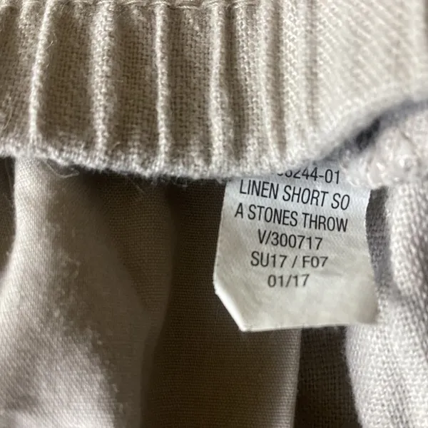 Old Navy Linen Shorts - Image 4