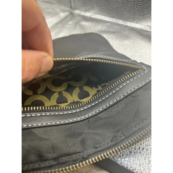 Coach Black Signature Jacquard Small Crossbody Bag Messenger‎ Front Zip Pocket - Image 7