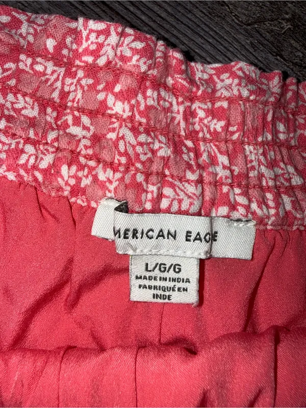 American Eagle Floral Shorts - Image 3