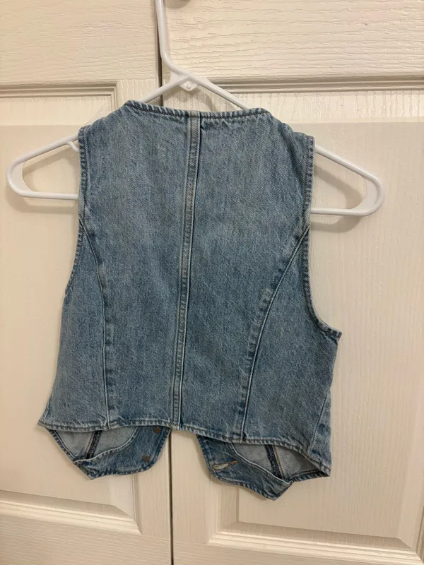 Aritzia Denim Forum vest - Image 2