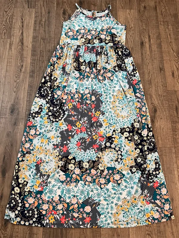 Annabelle‎ Women’s Maxi Dress Sz Small Babydoll Floral Textured $5 - Image 4