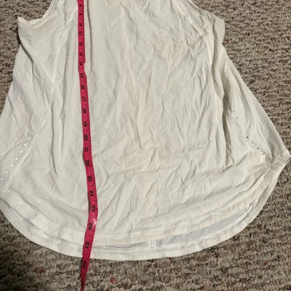 Lululemon Sculpt Tank Top White- Size Medium - Image 5