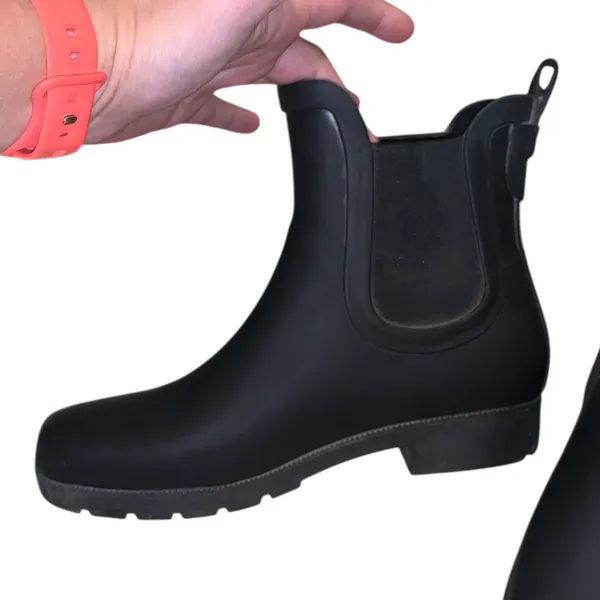 Eddie Bauer Hailey Waterproof/Weather Resistant Comfort Stretch Rain Boot - Image 4
