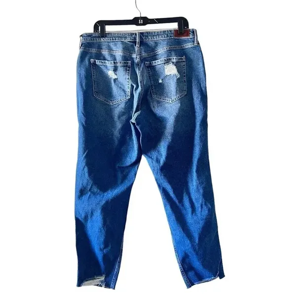 Hollister‎ Women's Cotton Curvy High Rise Mom Distressed Jeans 32 - Image 3