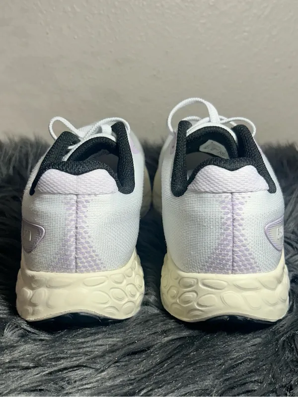 New Balance Fresh Foam 680v8 White Grey Matter Taro Women's Sz 9 Men 7.5 - Image 6