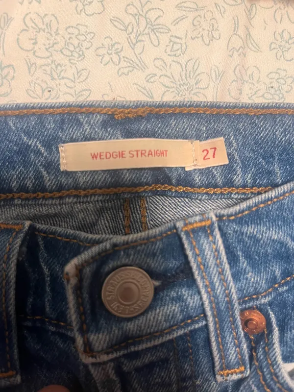 Levi’s 501 Wedgie Straight - Image 3