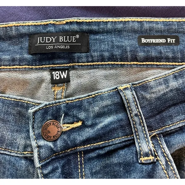 Judy Blue Los Angeles Boyfriend Fit Distressed Ripped Jeans Medium Wash 18W - Image 7