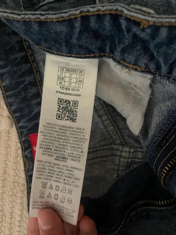 Jean Shorts Size 27 - Image 4