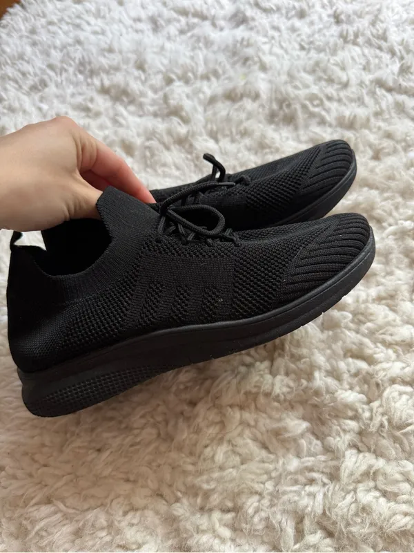 Amazon Black Knit Lace-Up Slip-On NON SLIP Sneakers - Image 2