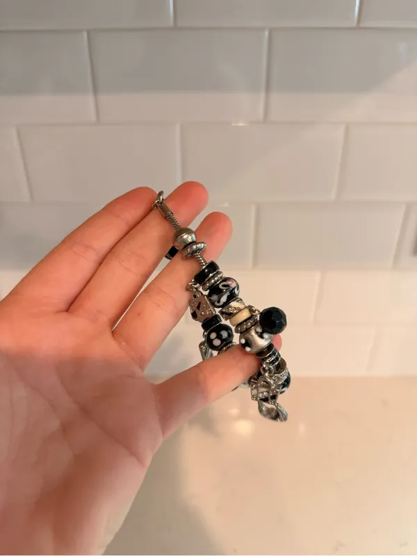 Pandora bracelet with RETIRED charms 2012 Y2K NO BOX, Pre owned EUC Authentic - Image 3