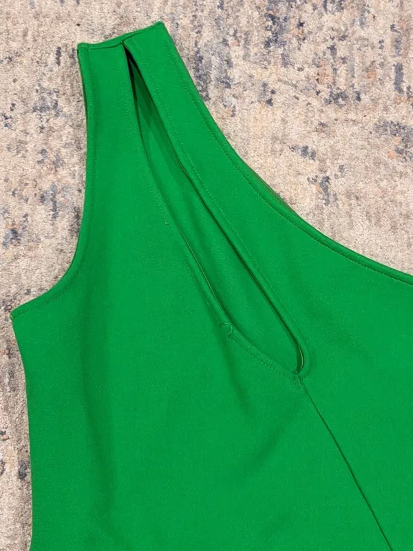 superdown One-Shoulder Emerald Green Bodycon Dress final price - Image 3