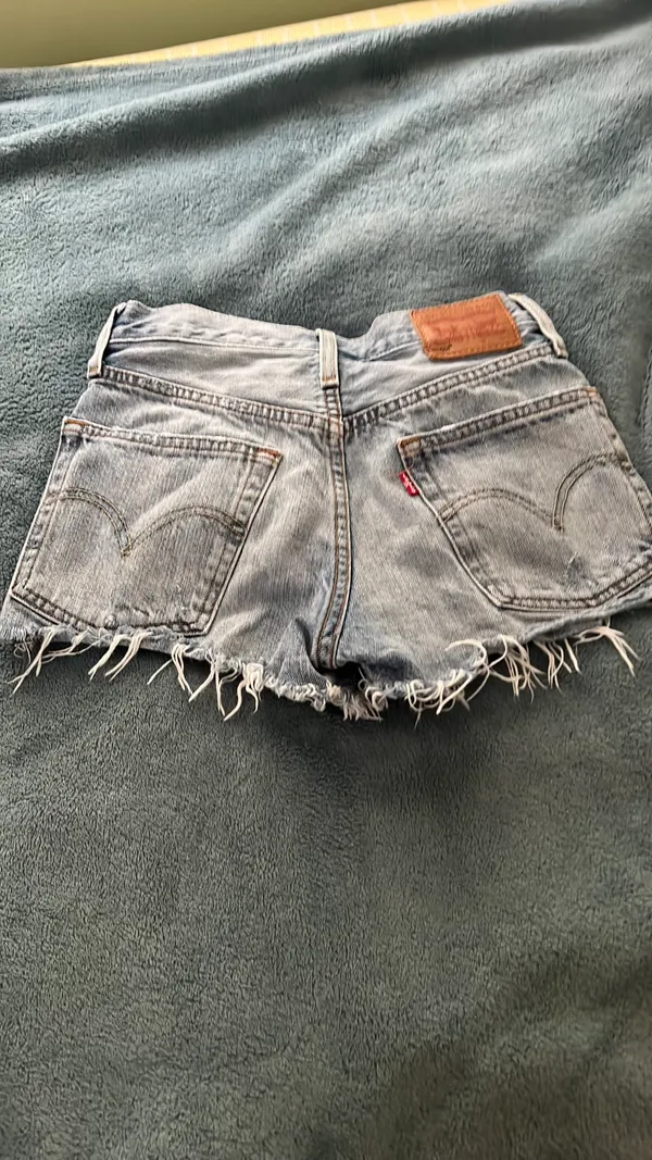 Levi’s 501 shorts  - Image 2