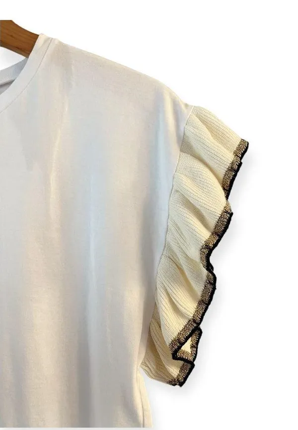 ZARA Trimmed T-Shirt White Top Gold Black Knit Cap Sleeve Ruffle Crew Neck Small - Image 3